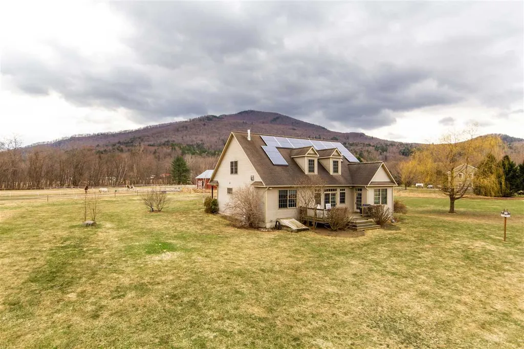 83 Wheeler Lane Richmond VT 05477