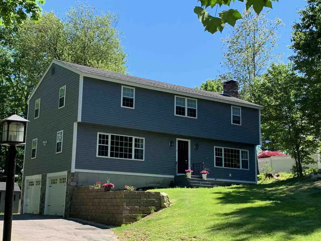4 Country Club Estate Dover NH 03820