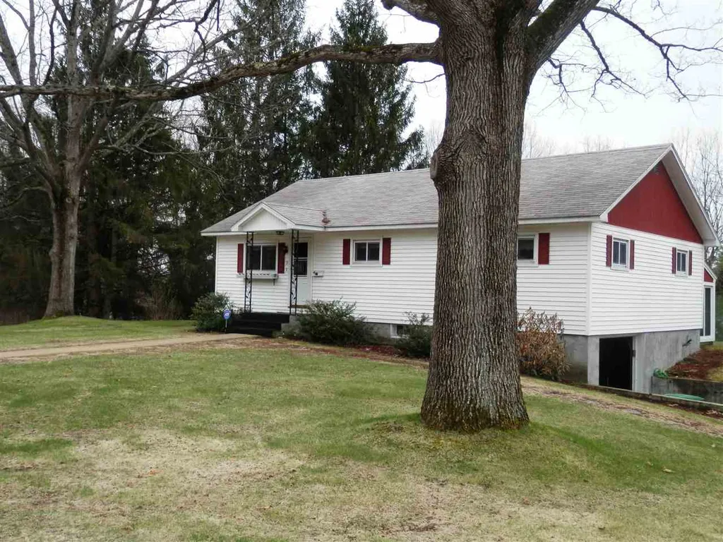 3 Constitution Avenue Franklin NH 03235