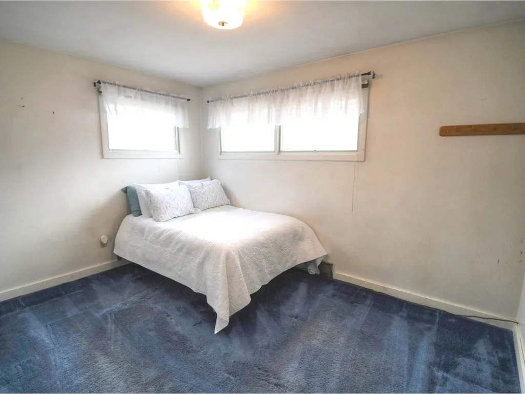 5 Duval Street South Burlington VT 05403