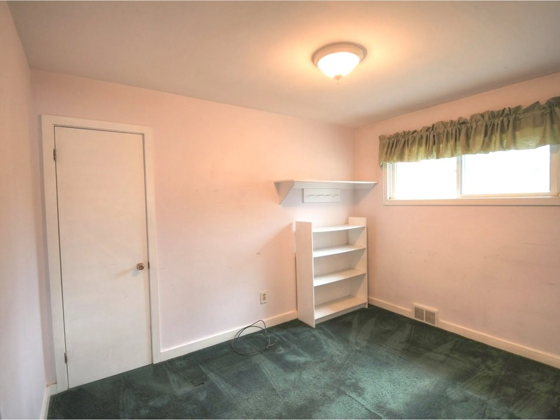 5 Duval Street South Burlington VT 05403