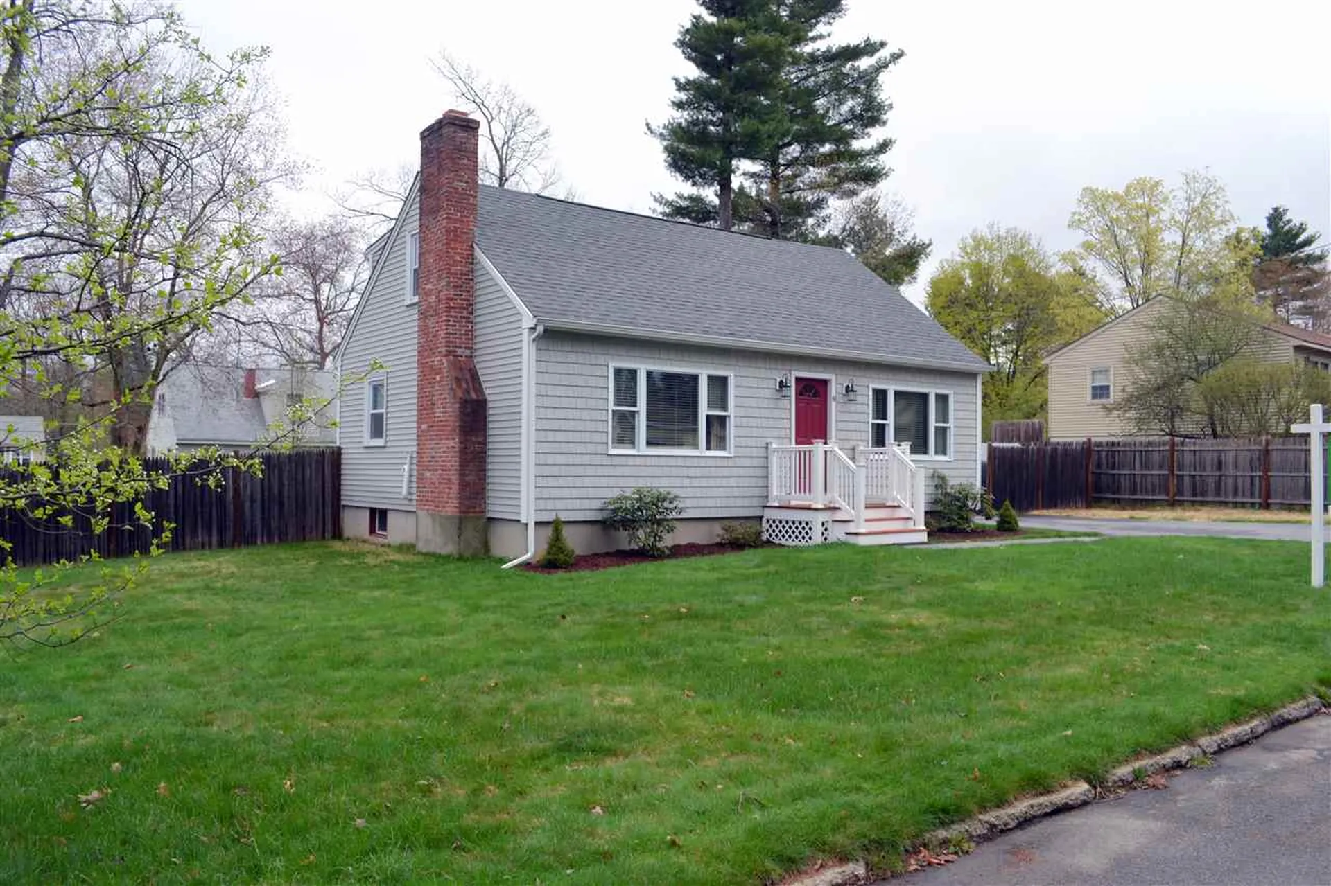 8 Westhill Drive Nashua NH 03062