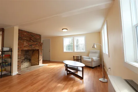719 Ha'penny Road Peacham VT 05862