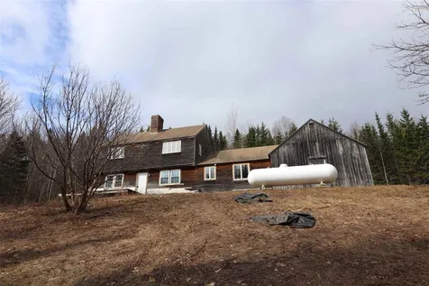 719 Ha'penny Road Peacham VT 05862