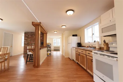 719 Ha'penny Road Peacham VT 05862