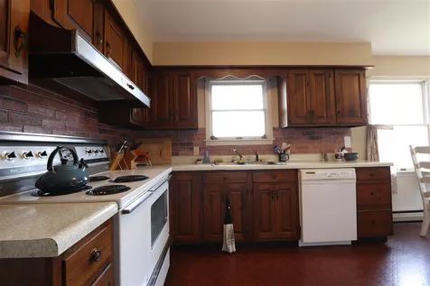 767 Thaddeus Stevens Road Peacham VT 05862