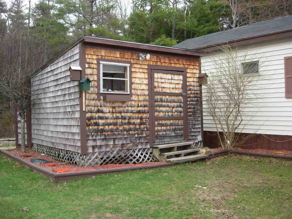 70 Moose Lane Rochester NH 03867