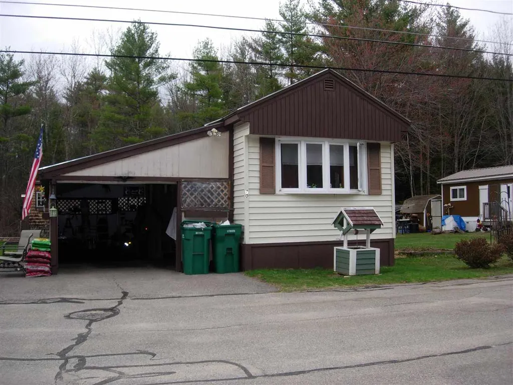 70 Moose Lane Rochester NH 03867