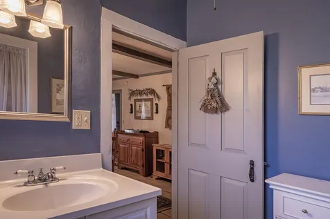 81 Old Settlers Road Alstead NH 03602