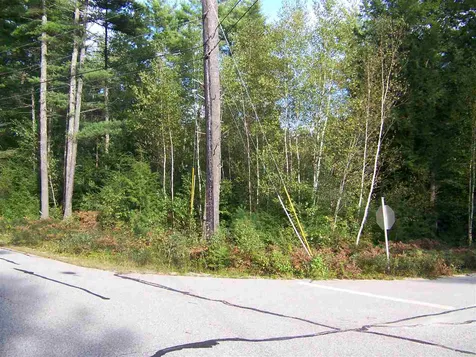 5 Roberts Road Brookfield NH 03872