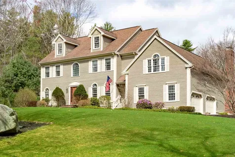 21 Bear Path Hampton NH 03842