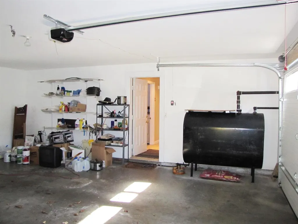 8 Whittier Lane Lee NH 03861