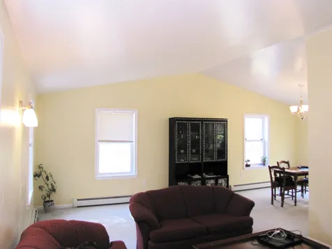 8 Whittier Lane Lee NH 03861