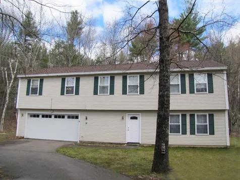 8 Whittier Lane Lee NH 03861