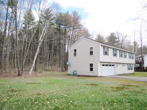 8 Whittier Lane Lee NH 03861