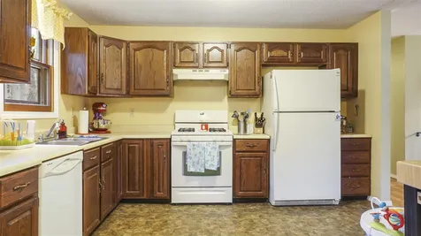 25 Circle Drive Litchfield NH 03052