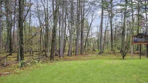 25 Circle Drive Litchfield NH 03052