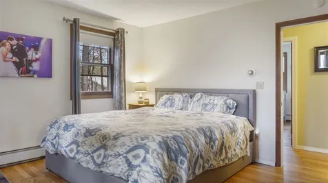 25 Circle Drive Litchfield NH 03052