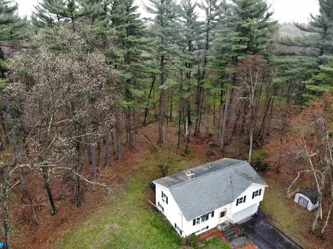 25 Circle Drive Litchfield NH 03052