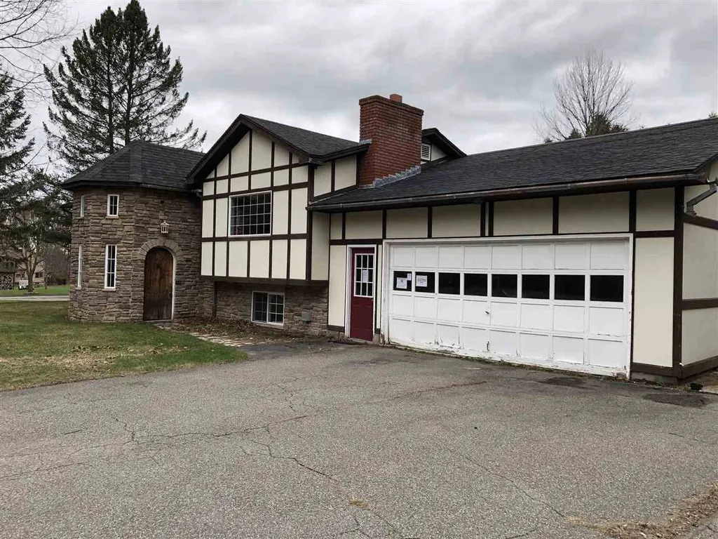 2061 Blakely Road Colchester VT 05446