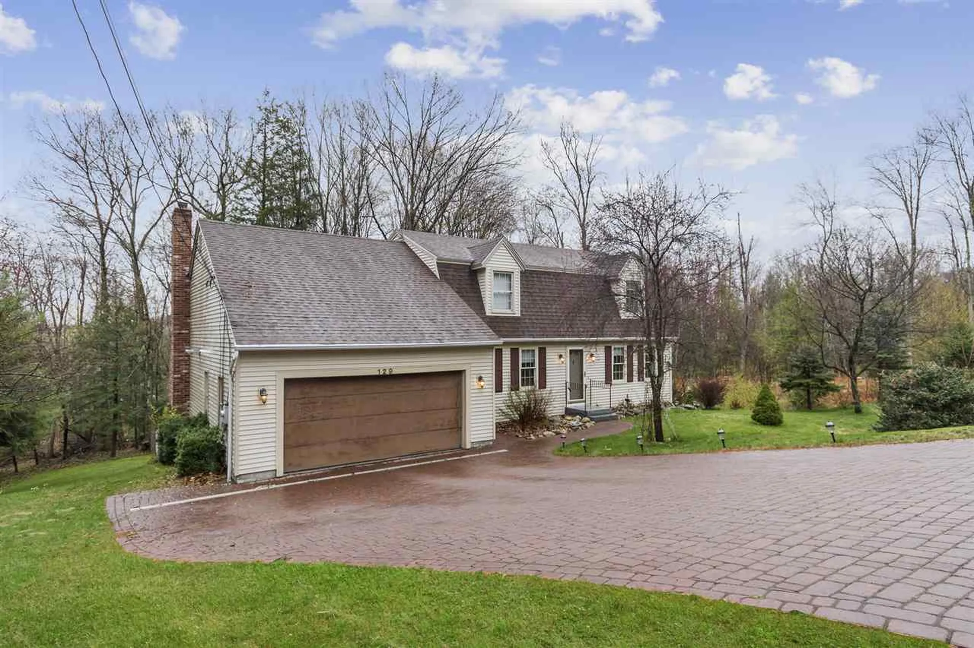 129 Wallace Road Goffstown NH 03045