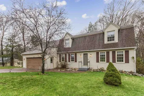 129 Wallace Road Goffstown NH 03045