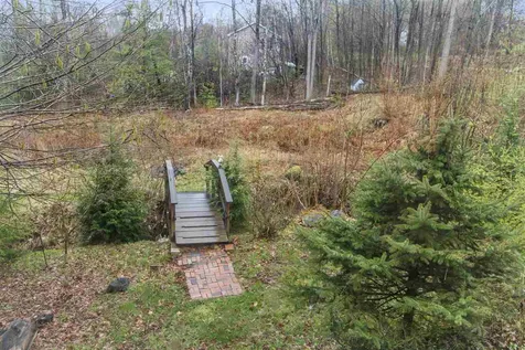 129 Wallace Road Goffstown NH 03045