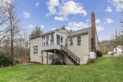 129 Wallace Road Goffstown NH 03045