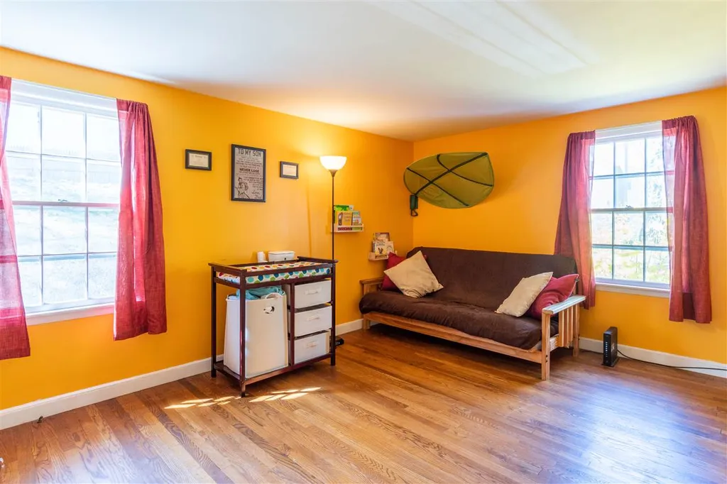 9 Fairmount Street Nashua NH 03064