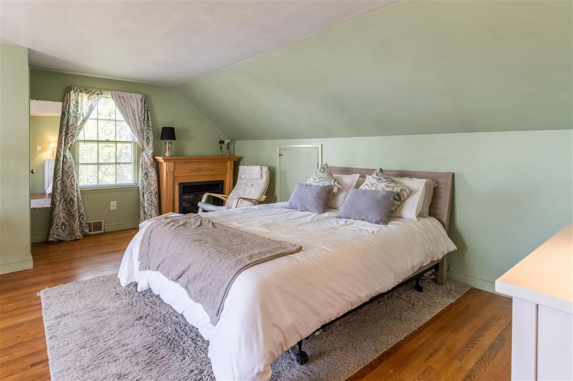 9 Fairmount Street Nashua NH 03064