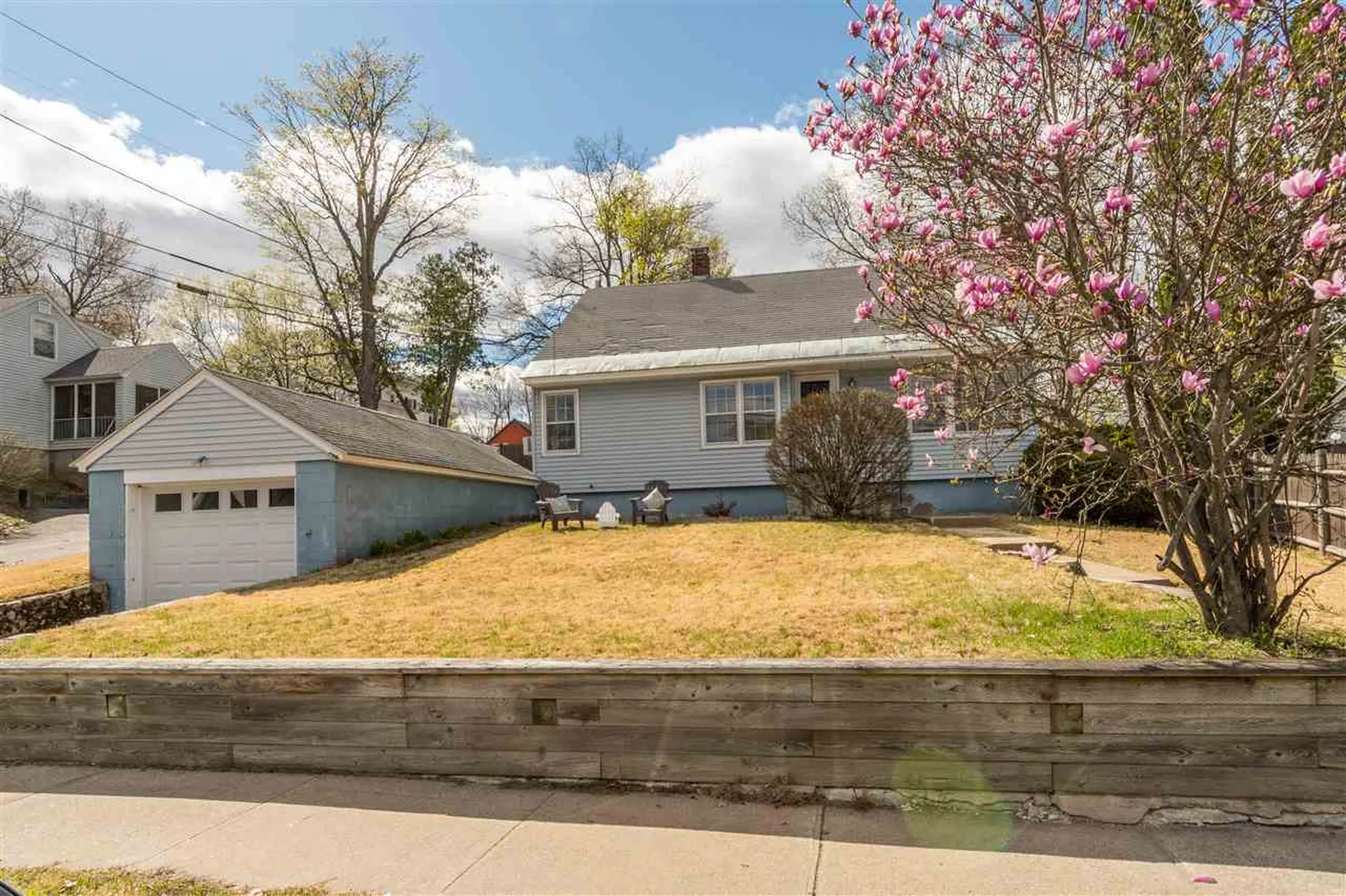 9 Fairmount Street Nashua NH 03064