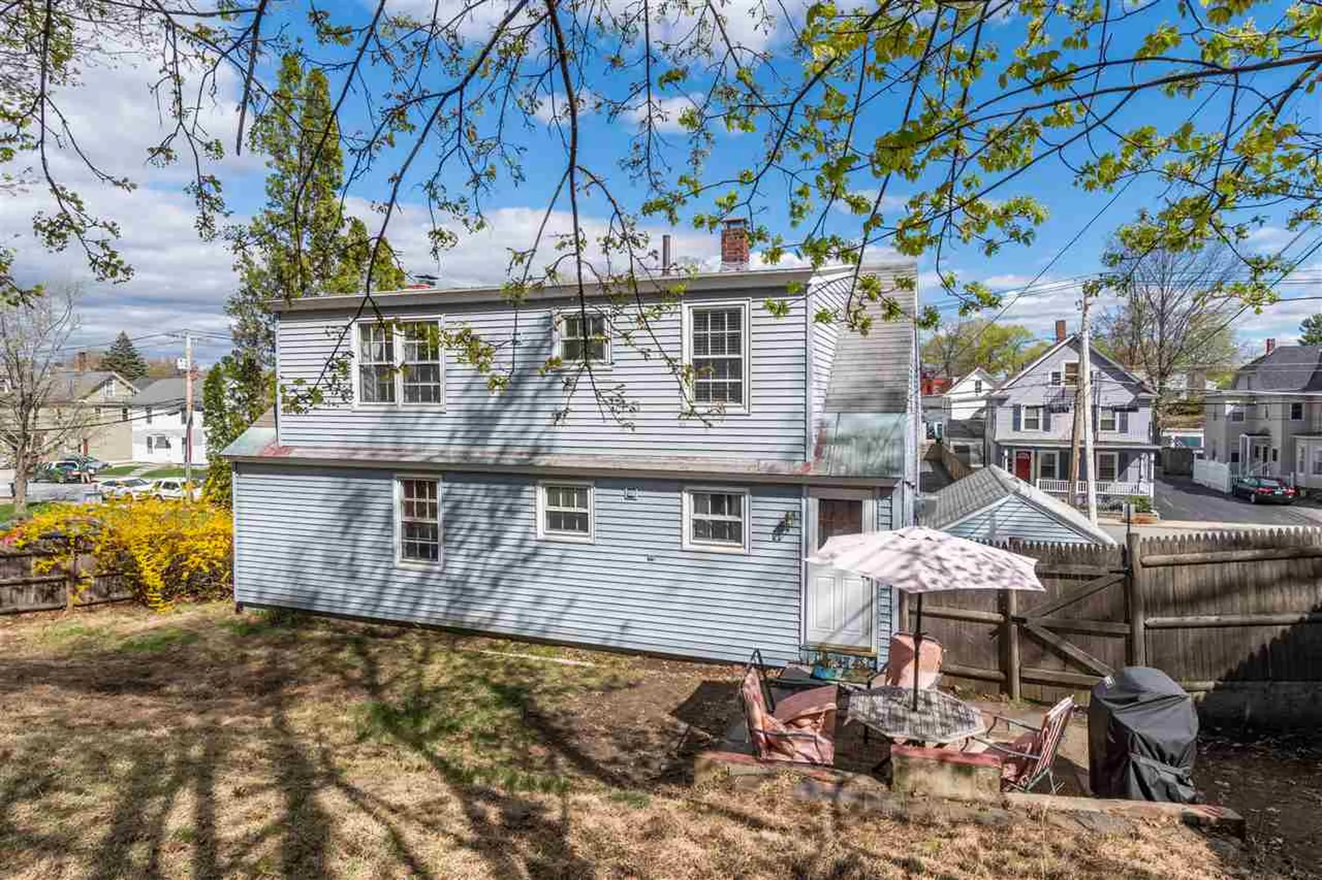 9 Fairmount Street Nashua NH 03064