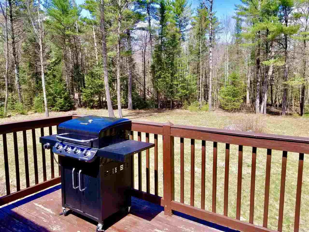 72 Westwood Drive Wolfeboro NH 03894