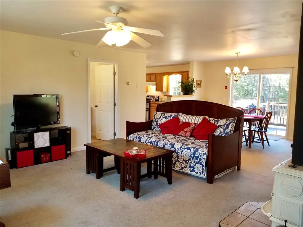 72 Westwood Drive Wolfeboro NH 03894