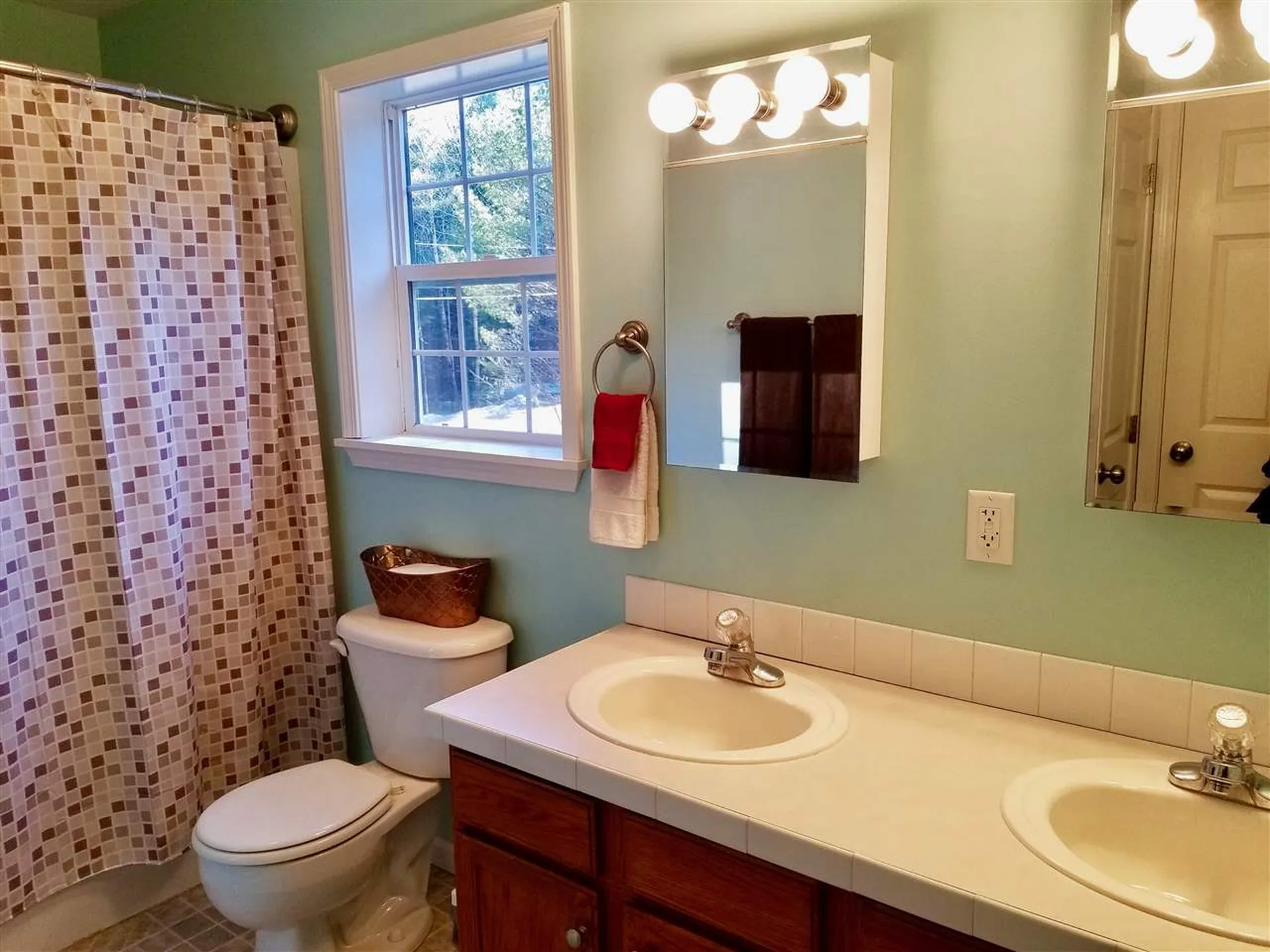 72 Westwood Drive Wolfeboro NH 03894