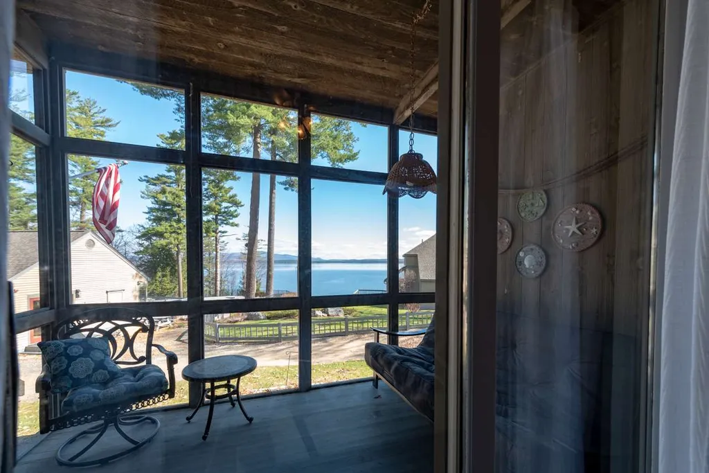 2696 Lake Shore Road Gilford NH 03249