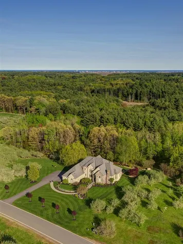 33 Linden Road Hampton Falls NH 03844