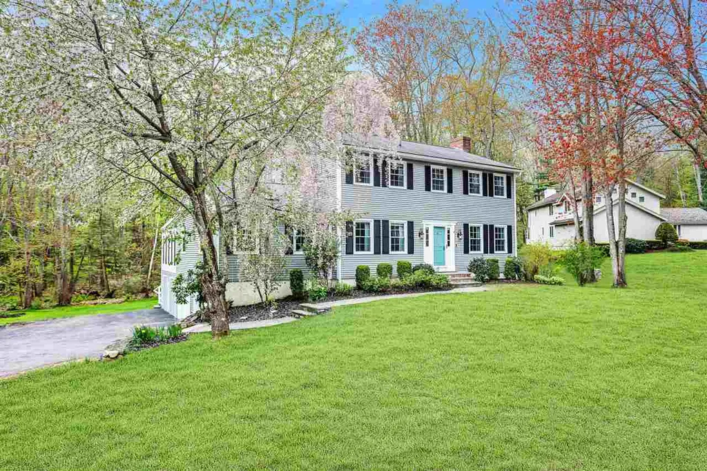 11 Forest Drive Hampton NH 03842