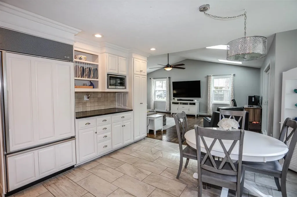 11 Forest Drive Hampton NH 03842