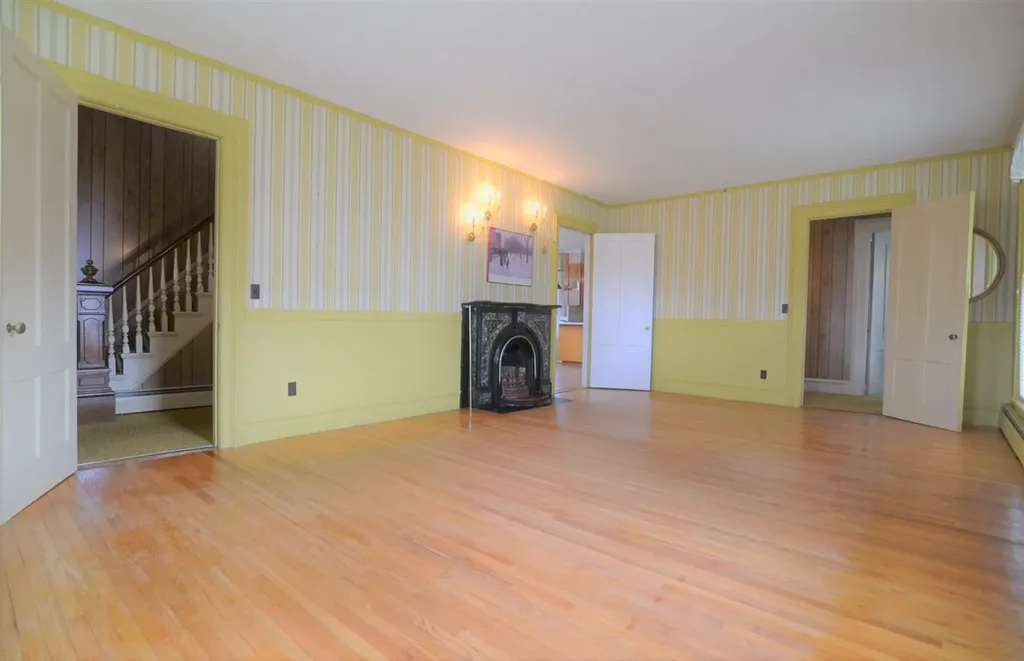 37 Park Street Newport NH 03773