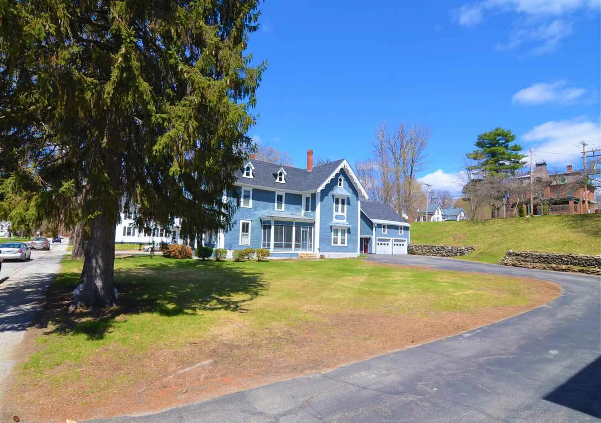 37 Park Street Newport NH 03773