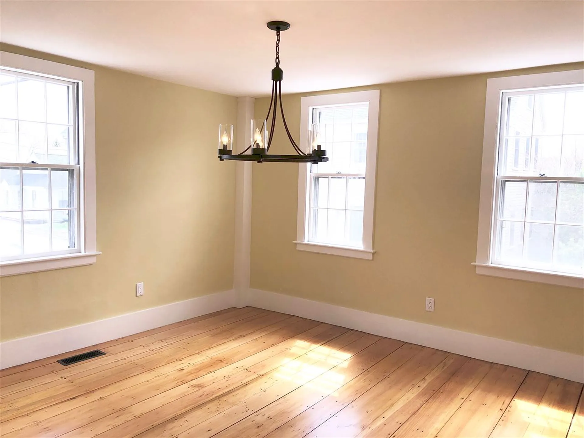 116 Main Street New Castle NH 03854