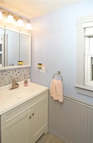 24 Dewey Avenue Windsor VT 05089