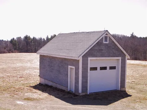 73 Exeter Road Kingston NH 03848