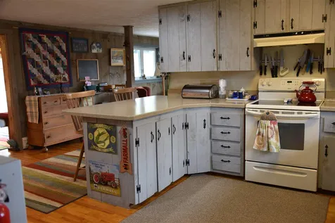 59 Pine Tree Lane Richmond VT 05477