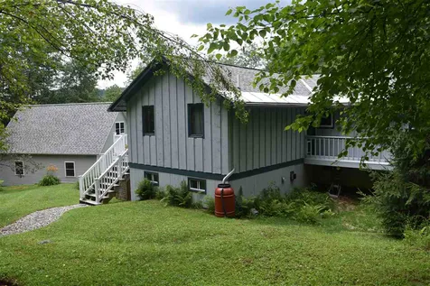 59 Pine Tree Lane Richmond VT 05477