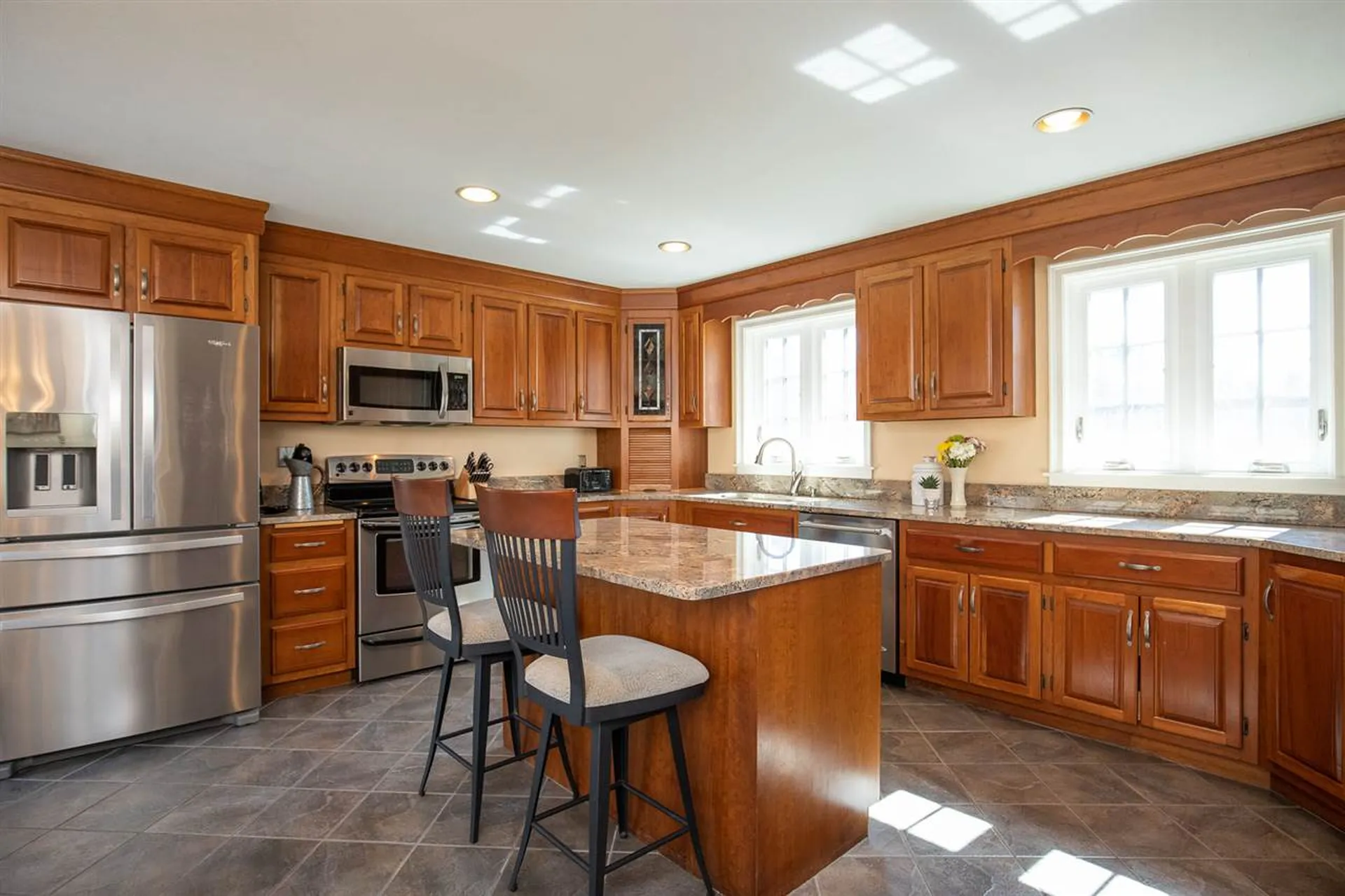 10 Reyners Brook Drive Dover NH 03820