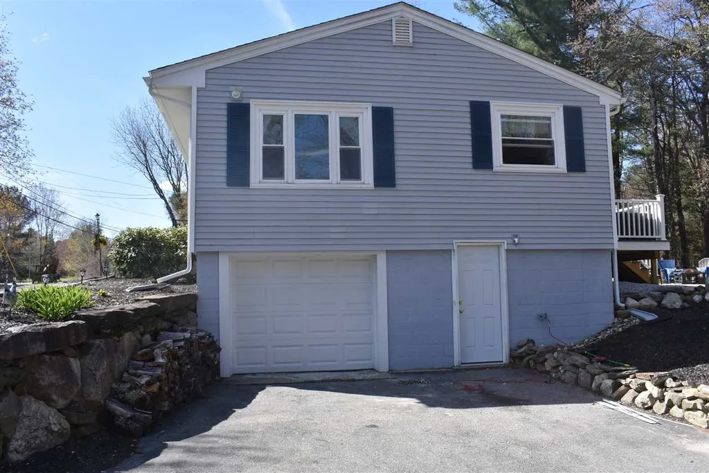 24 Haverhill Road Salem NH 03079
