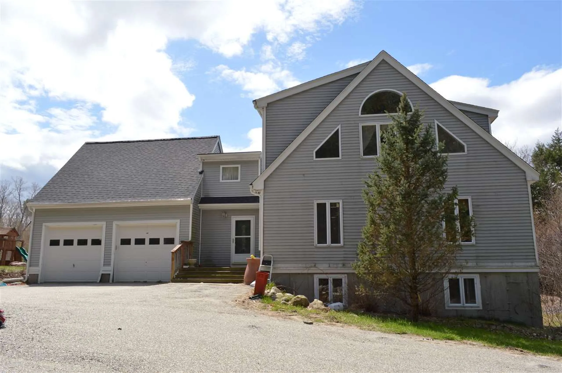 103 White Plains Road Webster NH 03303