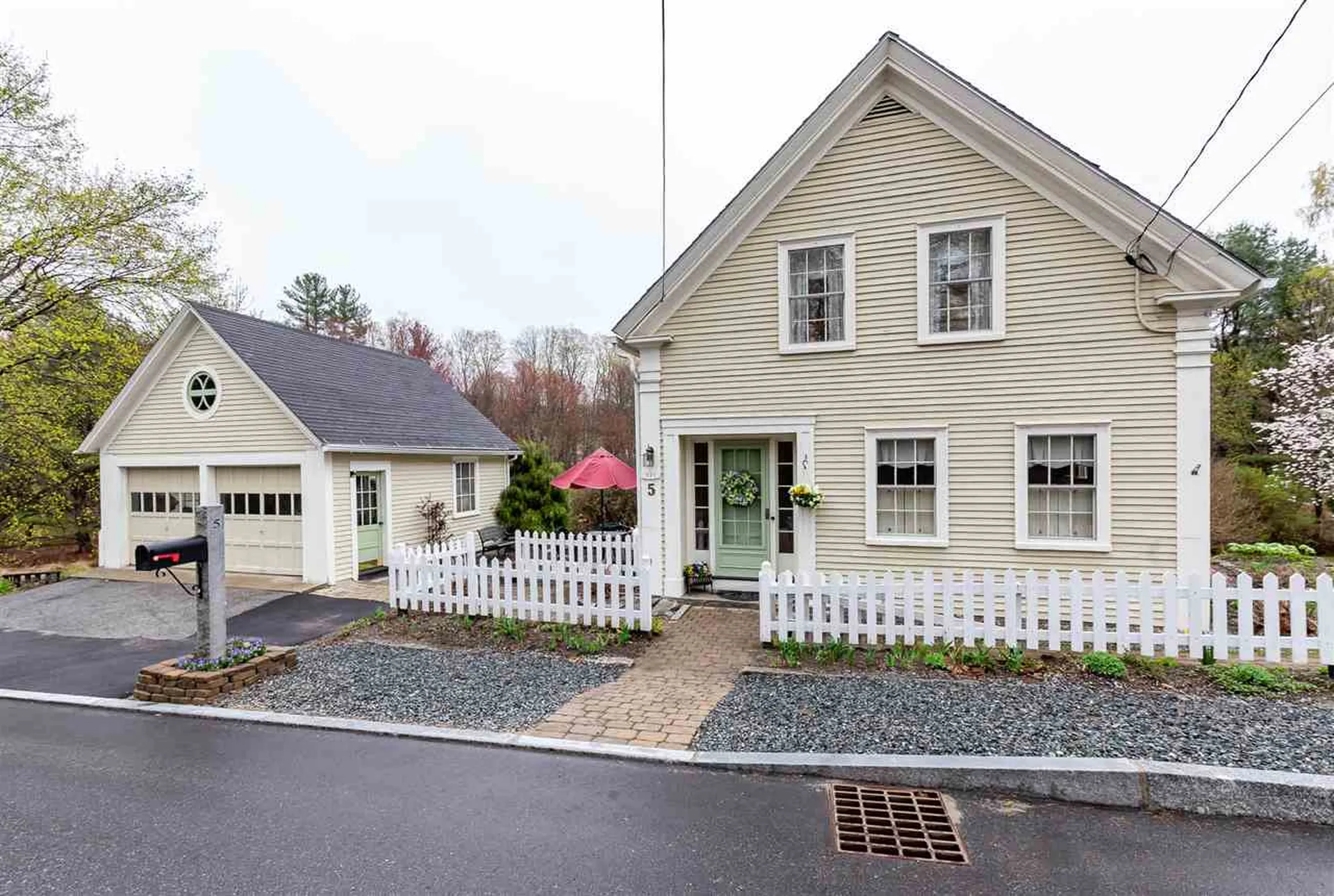 5 Manchester Road Amherst NH 03031